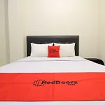 Reddoorz Plus Near Universitas Negeri Yogyakarta