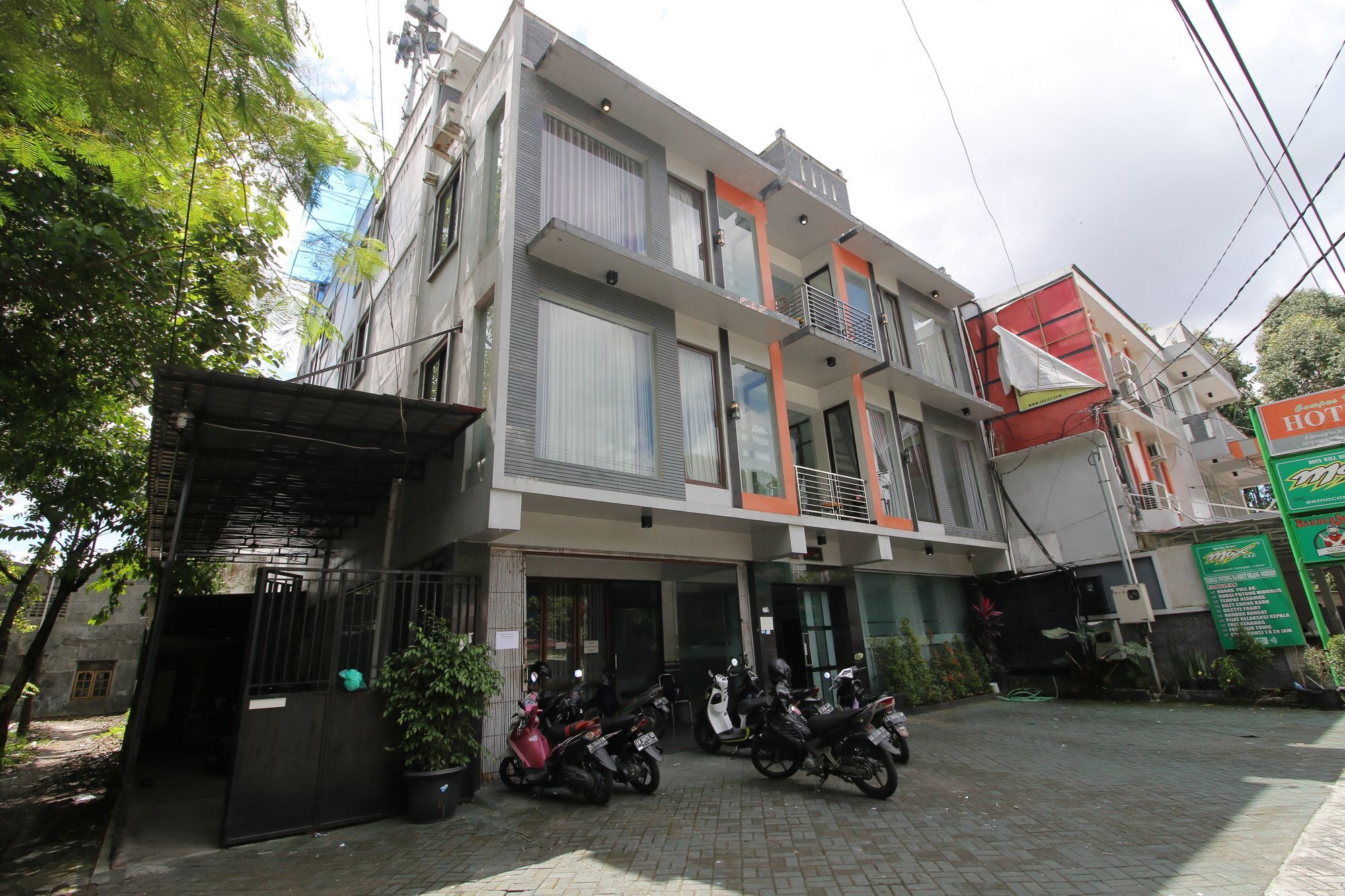 Reddoorz Near Universitas Negeri Yogyakarta Wisma tamu